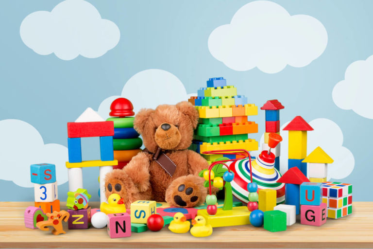 Come disinfettare i giochi dei neonati in poche mosse